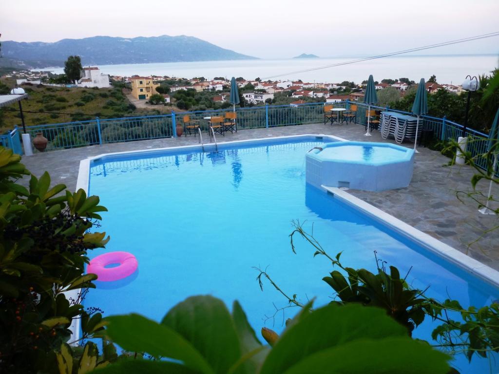 Apartments Jota Marathókampos Екстериор снимка