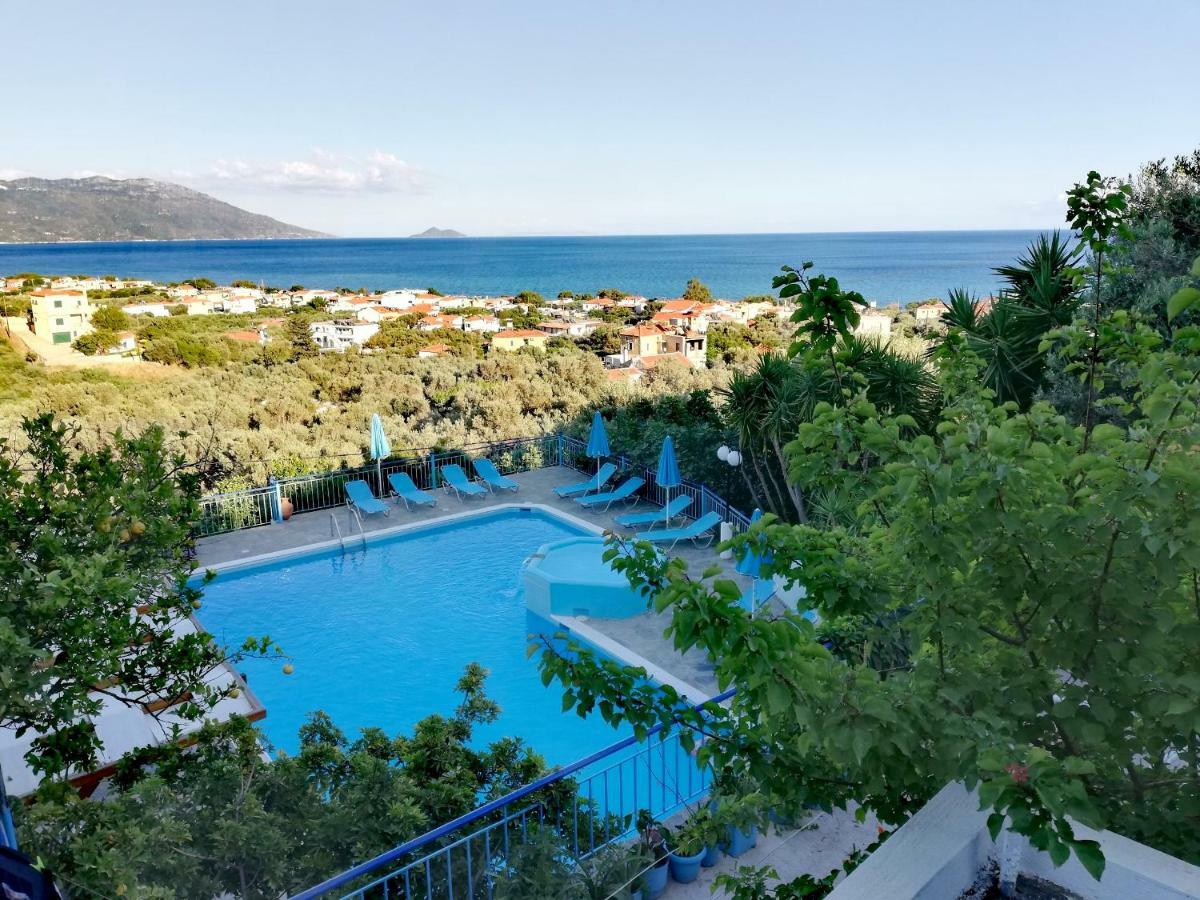 Apartments Jota Marathókampos Екстериор снимка