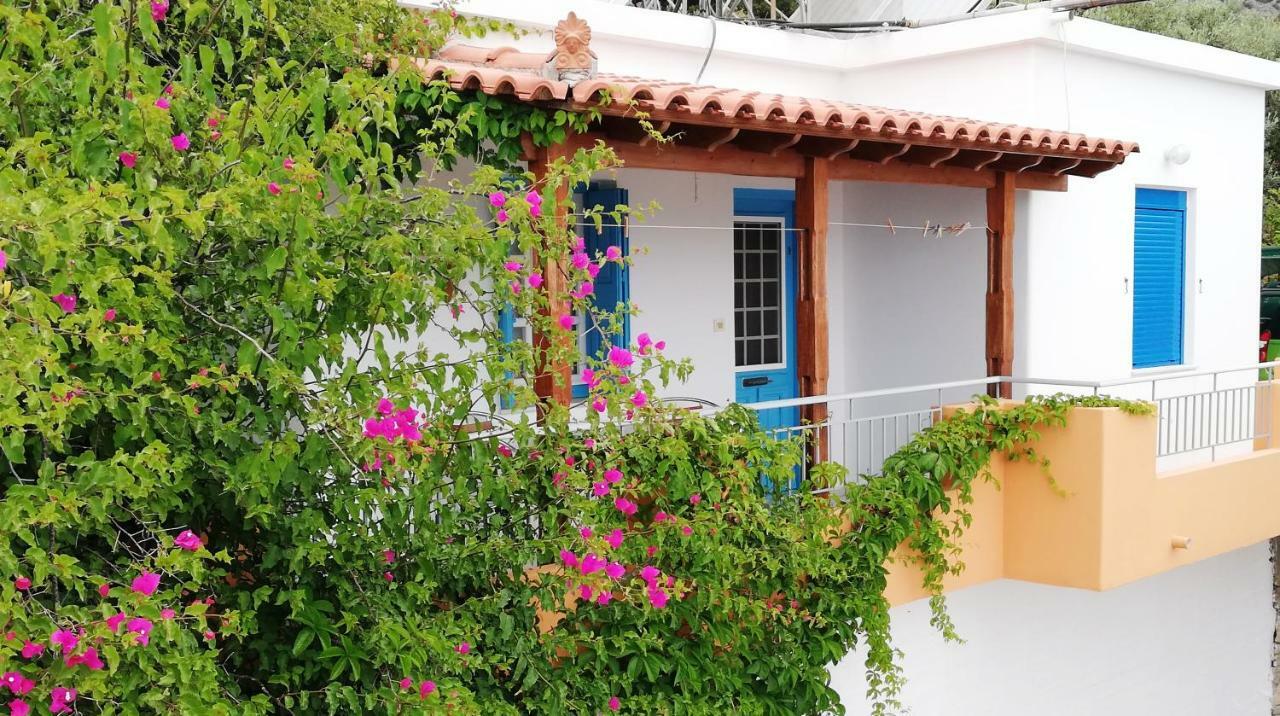 Apartments Jota Marathókampos Екстериор снимка